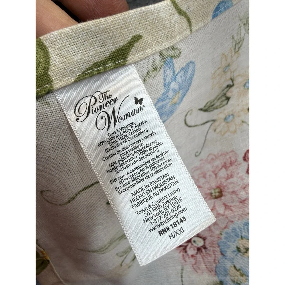 The Pioneer Woman Sweet Rose Curtains 30x36 2 piece set Discontinued Cottagecore